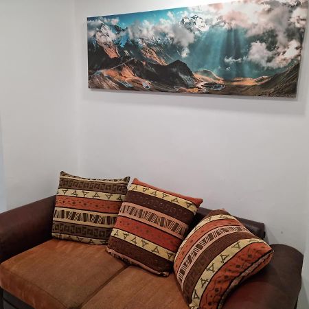 부쿠레슈티 Timpuri Noi Studio 아파트 외부 사진